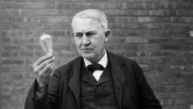 Thomas Edison and the Incandescent Lamp